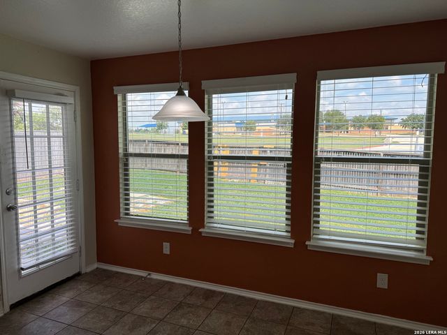9027 SUMMIT LK, San Antonio, TX 78245