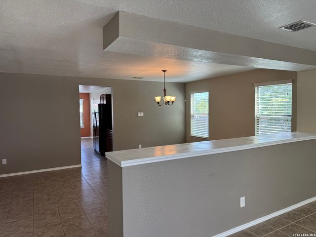 9027 SUMMIT LK, San Antonio, TX 78245
