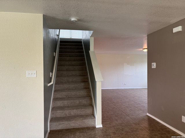 9027 SUMMIT LK, San Antonio, TX 78245
