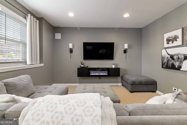 4322 Goswell Road SE, Smyrna, GA 30082