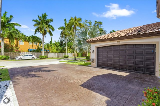 6240 SW 163rd Place, Miami, FL 33193