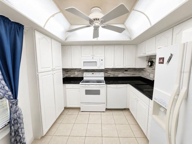 2616 COVE CAY DRIVE 402, Clearwater, FL 33760