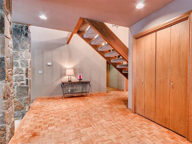 12113 Old Farm Circle, Oklahoma City, OK 73120