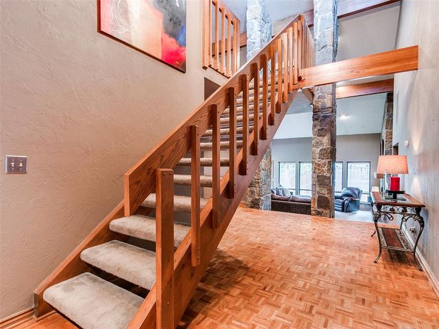 12113 Old Farm Circle, Oklahoma City, OK 73120