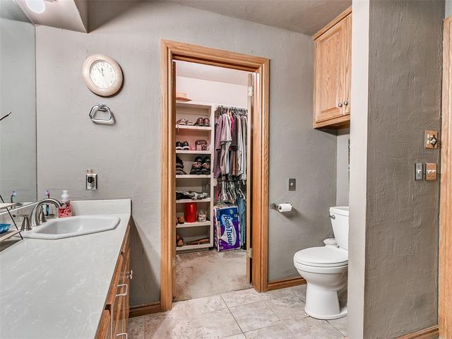 12113 Old Farm Circle, Oklahoma City, OK 73120