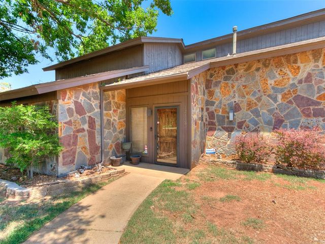 12113 Old Farm Circle, Oklahoma City, OK 73120