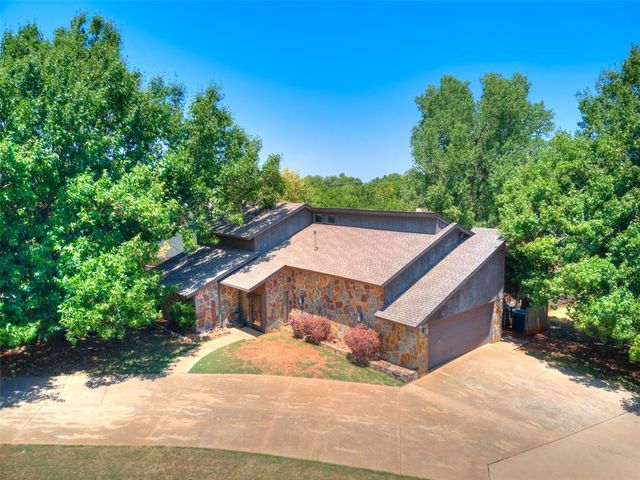 12113 Old Farm Circle, Oklahoma City, OK 73120