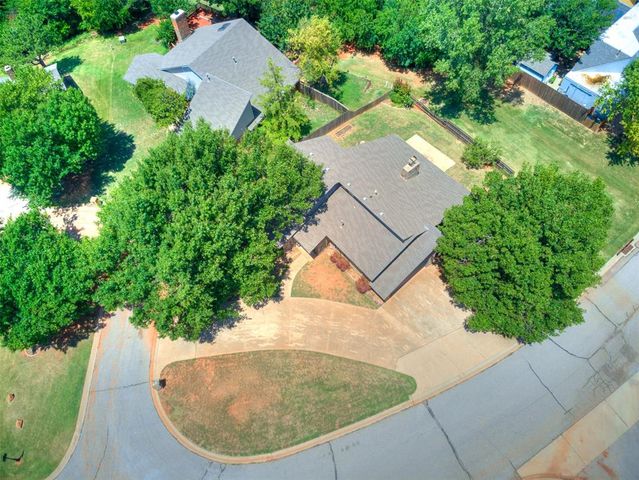 12113 Old Farm Circle, Oklahoma City, OK 73120