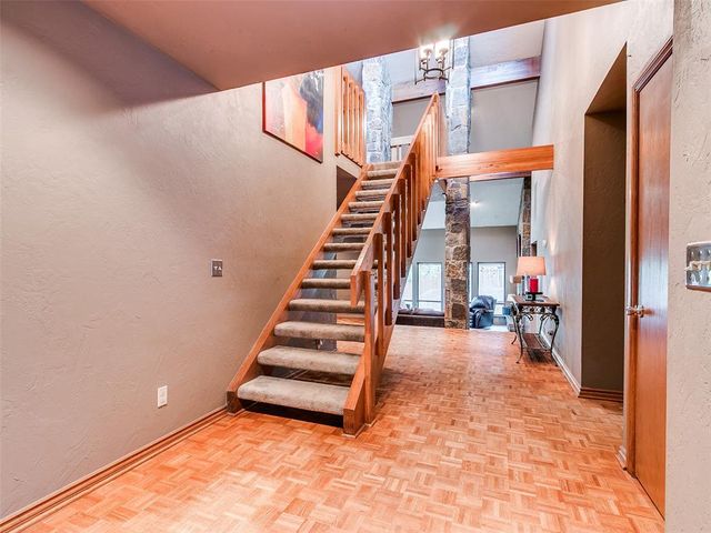 12113 Old Farm Circle, Oklahoma City, OK 73120