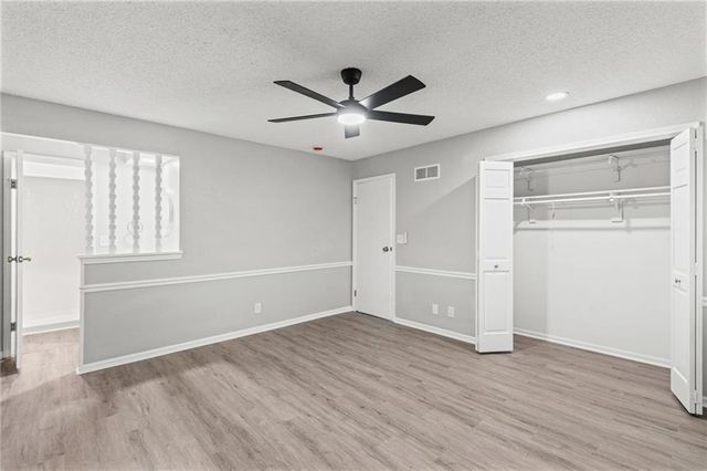 403 Kingsley Avenue, Liberty, MO 64068