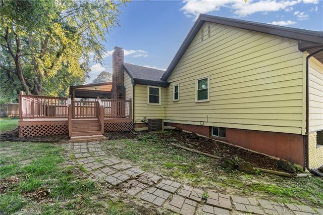 403 Kingsley Avenue, Liberty, MO 64068