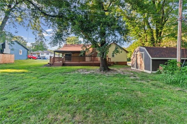 403 Kingsley Avenue, Liberty, MO 64068