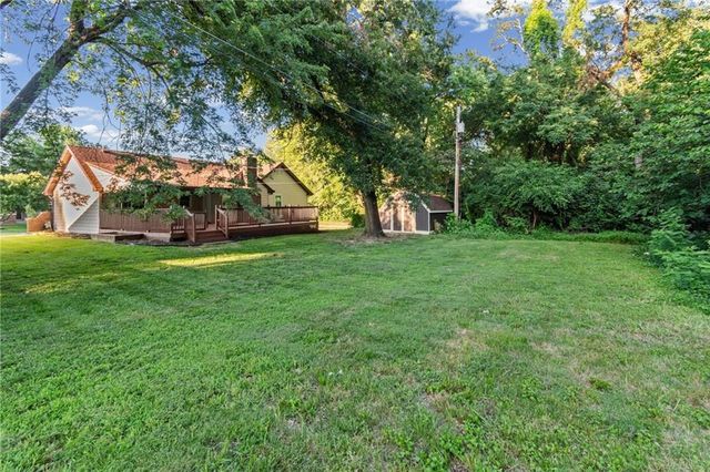 403 Kingsley Avenue, Liberty, MO 64068