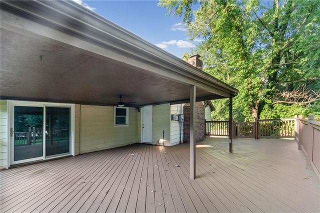 403 Kingsley Avenue, Liberty, MO 64068