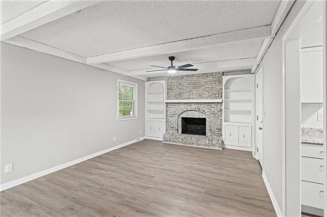 403 Kingsley Avenue, Liberty, MO 64068
