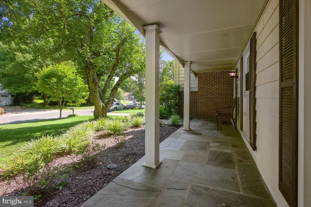 12904 NORTH COMMONS WAY, Potomac, MD 20854