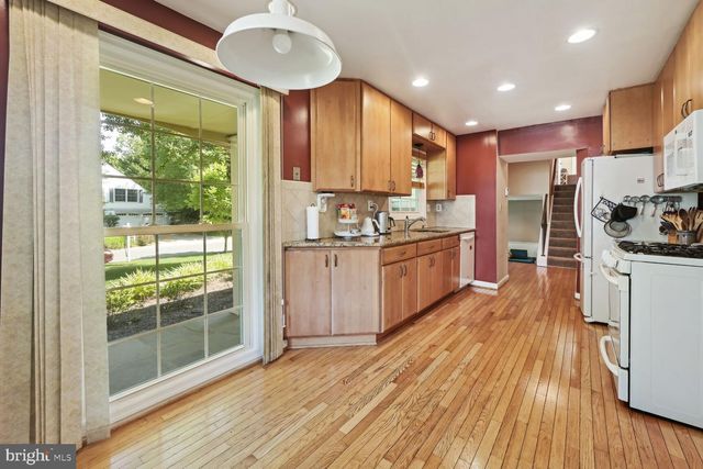 12904 NORTH COMMONS WAY, Potomac, MD 20854