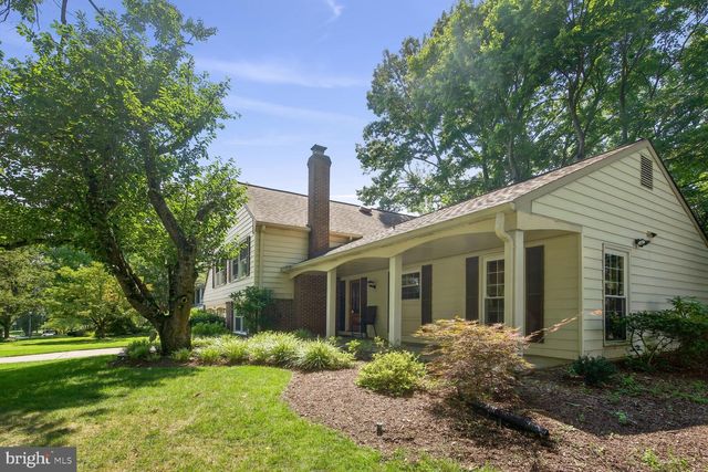 12904 NORTH COMMONS WAY, Potomac, MD 20854