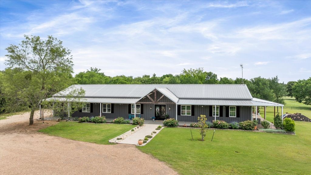 7401 County Road 1204, Cleburne, TX 76031