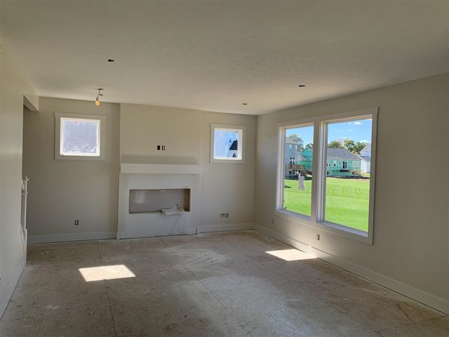 6643 Inwood Ridge Drive, Rockford, MI 49341
