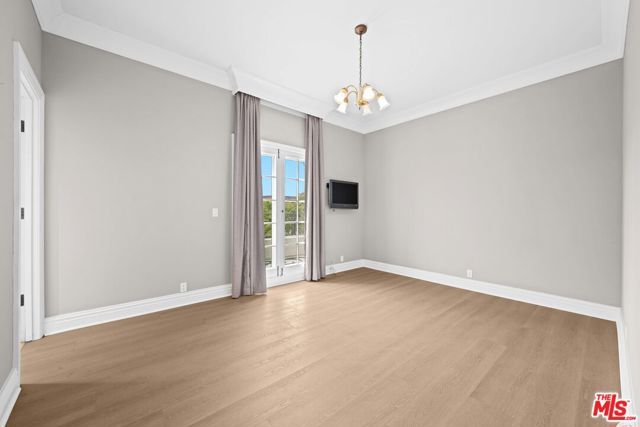 420 S Beverwil Drive B, Beverly Hills, CA 90212