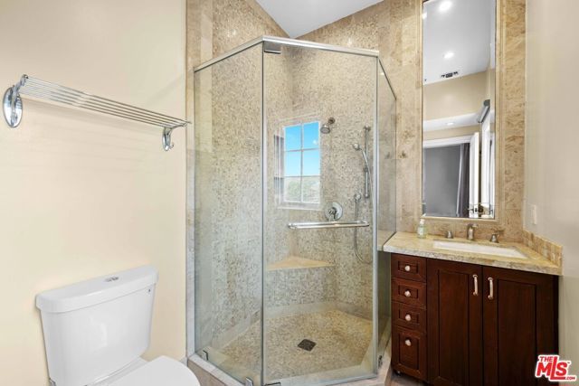 420 S Beverwil Drive B, Beverly Hills, CA 90212