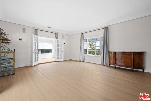 420 S Beverwil Drive B, Beverly Hills, CA 90212