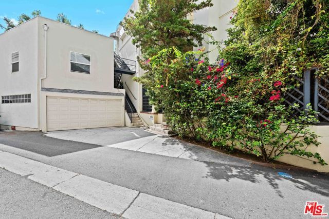 420 S Beverwil Drive B, Beverly Hills, CA 90212