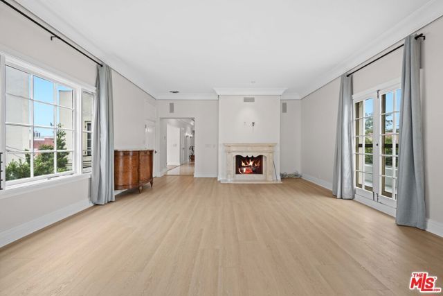 420 S Beverwil Drive B, Beverly Hills, CA 90212