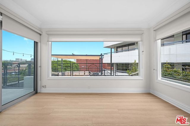 420 S Beverwil Drive B, Beverly Hills, CA 90212