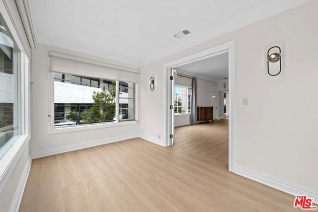 420 S Beverwil Drive B, Beverly Hills, CA 90212