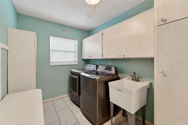 1502 CLOISTER DRIVE, Sun City Center, FL 33573