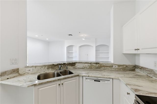 5035 Fairways Circle C303, Vero Beach, FL 32967