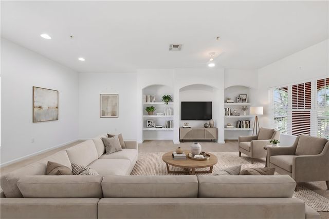 5035 Fairways Circle C303, Vero Beach, FL 32967