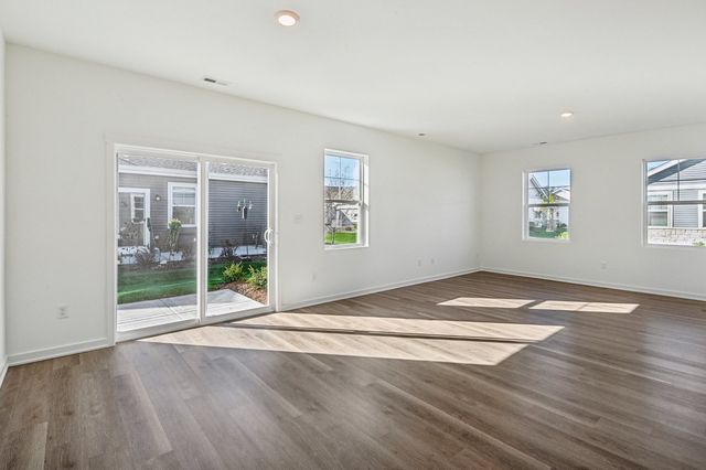 2395 Glacier Street, Pingree Grove, IL 60140