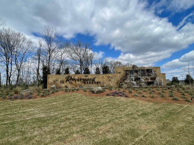 240 ARROWWOOD TRL, Oakland, TN 38060