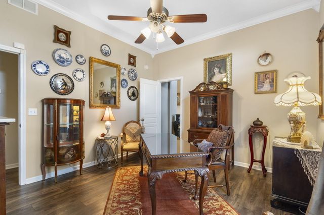 1522 W Porterfield Drive, Nixa, MO 65714