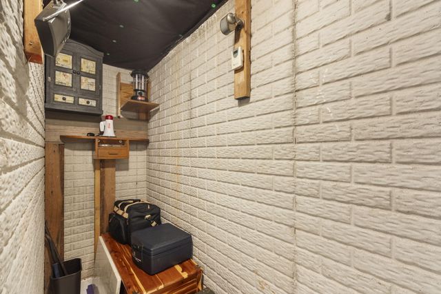 1522 W Porterfield Drive, Nixa, MO 65714