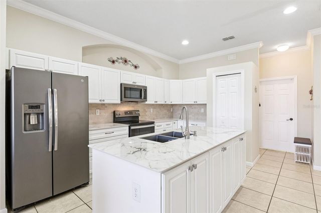 10521 VIA LUGANO COURT, Clermont, FL 34711