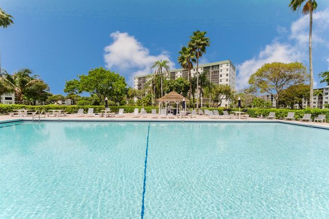 2217 Cypress Island Drive 508, Pompano Beach, FL 33069