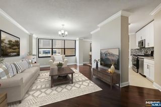 7002 Boulevard East 17H, Guttenberg, NJ 07093