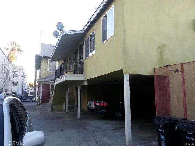 1425 S Bonnie Brae Street, Los Angeles, CA 90006