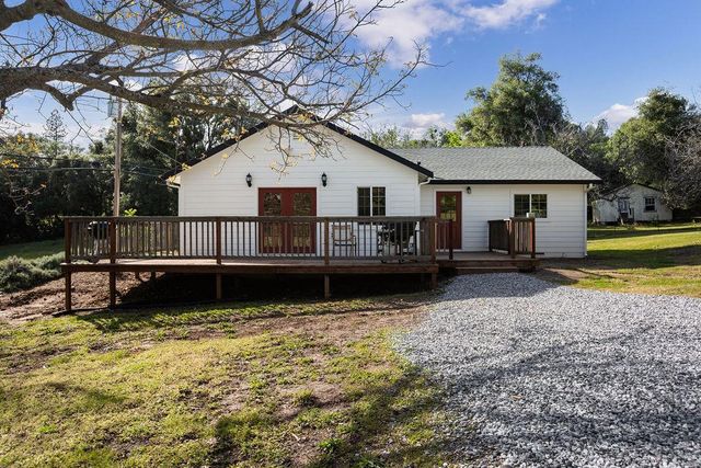 7301 Grizzly Flat Rd, Somerset, CA 95684