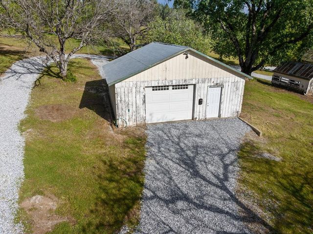 7301 Grizzly Flat Rd, Somerset, CA 95684