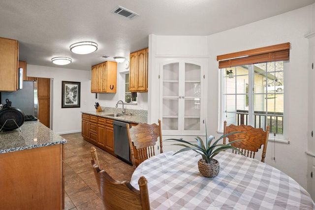 7301 Grizzly Flat Rd, Somerset, CA 95684