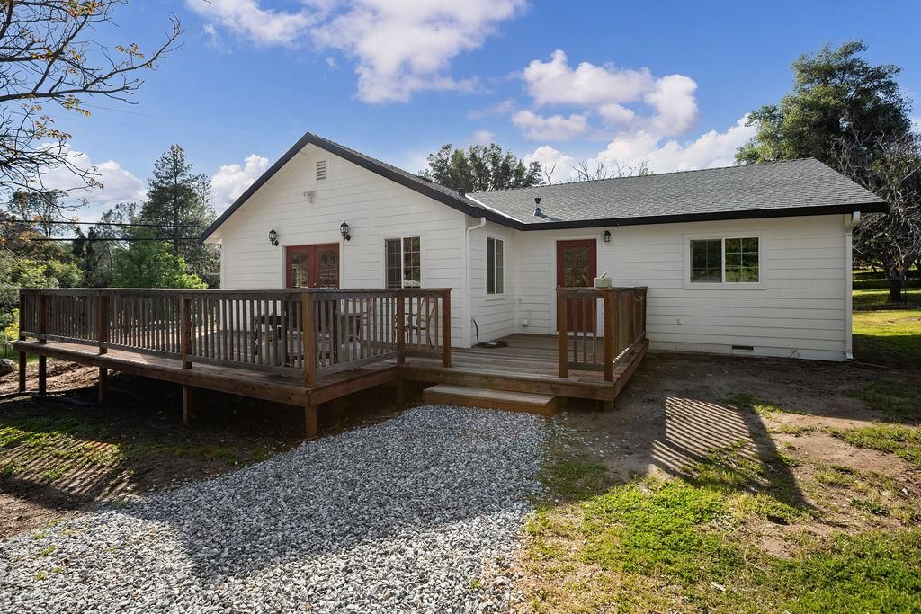 7301 Grizzly Flat Rd, Somerset, CA 95684