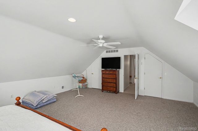 1792 Lockwood, Highland Charter Township, MI 48356