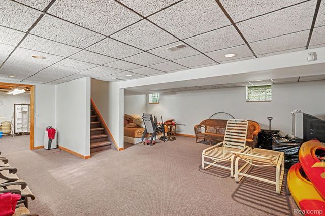 1792 Lockwood, Highland Charter Township, MI 48356