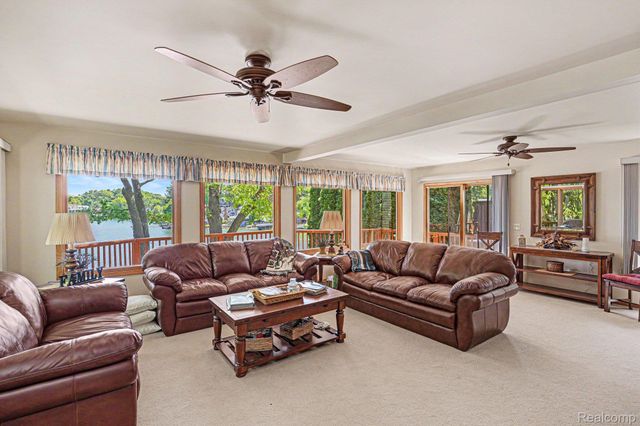 1792 Lockwood, Highland Charter Township, MI 48356