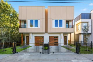 5903 Willow Glen Drive, Houston, TX 77033